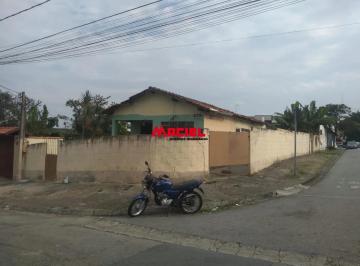 Casa · 80m² · 3 Quartos · 6 Vagas · Casa de esquina com 300m² otipo para imovel comercial com 7,895 de frente e 38 metros nas laterais
