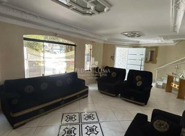 Casa · 280m² · 5 Quartos · 6 Vagas · Sobrado de alto padrão com 5 dormitórios, sendo 4 suítes, 6 vagas e 280 m² na Vila Matilde.