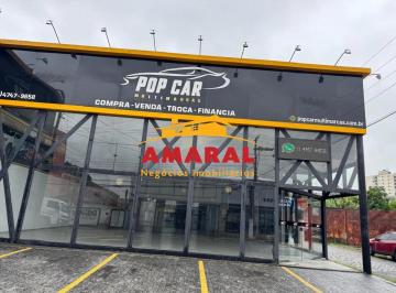 Comercial · 200m² · 20 Vagas · Galpão para locação centro de Suzano.