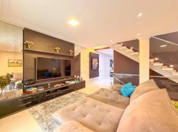 Casa · 375m² · 4 Quartos · 7 Vagas · Sobrado com 04 dormitórios á venda, 375m² na Vila Homero Thon - Santo André/SP