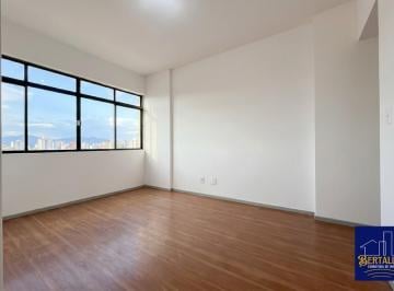 Apartamento · 77m² · 3 Quartos · 1 Vaga · Apartamento 3 quartos, 77m², 1 vaga coberta, andar alto e com portaria física, no Carlos Prates.