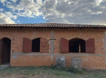 Rural · 39860m² · 3 Quartos · Sítio dos Sonhos: 4 Lagoas, Casa Moderna e Paz Absoluta em Passa Tempo/MG.