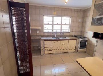 Casa · 615m² · 3 Quartos · SOBRADO 3 QUARTOS SENDO 1 SUITE JARDIM EMILIA