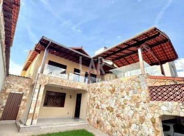Casa · 200m² · 3 Quartos · 2 Vagas · Casa à venda, 3 quartos, 1 suíte, 2 vagas, Serrano - Belo Horizonte/MG