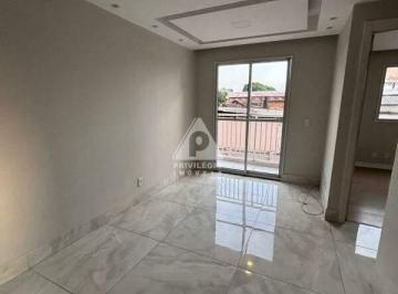Apartamento · 43m² · 2 Quartos · Apartamento 2 quartos e varanda em São Cristóvão