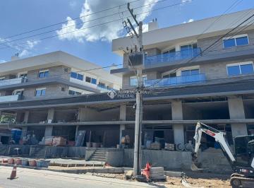 Apartamento · 55m² · 1 Quarto · 1 Vaga · Apartamento pé na areia em Canasvieiras.