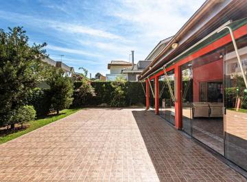 49819c12-884d-4895-8860-efe896dbe712 · Casa no condomínio Morada dos Lagos para venda com 4 quartos, sendo 4 suítes, 365m²