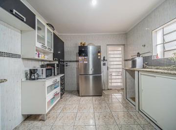 DSC_20260902_060126_000.jpeg · Excelente casa para venda em Jardim Monte Kemel com 3 quartos, sendo 1 suíte, 172m² - renata-zanetti