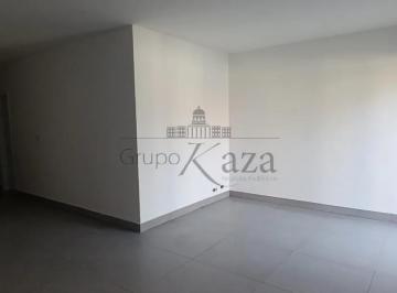 Casa · 250m² · 3 Quartos · 4 Vagas · Oportunidade - Casa Comercial ou Residencial - Jardim Satélite - 3 Dormitórios - 250m².