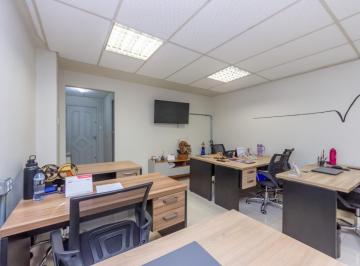 8886e9b5-1350-44b9-8024-370350c46936 · Imperdível conjunto comercial para venda em República, 61m²