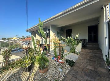 Casa · 355m² · 5 Quartos · 2 Vagas · Casa à venda no bairro Capoeiras - Florianópolis/SC