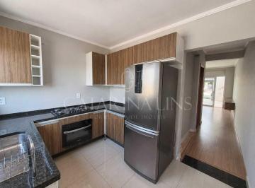 Casa · 120m² · 2 Quartos · 2 Vagas · Casa conservada, com área gourmet e financiamento pelo Minha Casa Minha Vida no Campo das Aroeiras