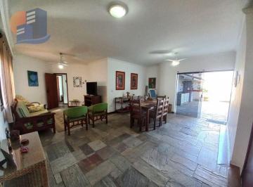 Apartamento · 200m² · 4 Quartos · 3 Vagas · Ampla Cobertura próximo a Região Brunela Enseada - Guarujá!