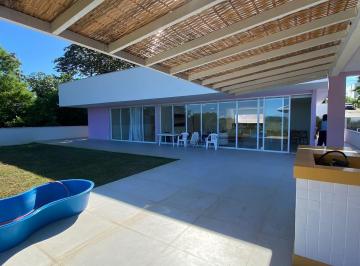 Casa · 493m² · 3 Quartos · 3 Vagas · Casa em Condomínio em Guarajuba | Na Beira da Lagoa | 3 Suítes | 3 Vagas de Garagem | Com Placa Sola