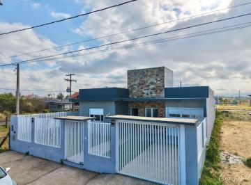 Casa · 137m² · 3 Quartos · Casa à venda na praia de Atlântida Sul - Osório/RS