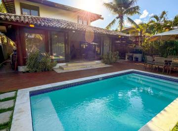 Casa · 316m² · 5 Quartos · 4 Vagas · Casa 5/4 em Condomínio Frente Mar em Praia do Forte
