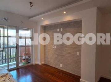 Apartamento · 82m² · 2 Quartos · 1 Vaga · Apto no Jardim Botânico,com 82 m,2 quartos,sendo 1 suíte,varanda,1 vaga,reformad
