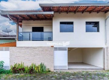 25f3f29d0ff9e0a0a8f2b4c98277c521b7be9710 · Casa com 5 dormitórios para alugar, 215 m² por R$ 3.500/mês - Água Verde - Blumenau/SC