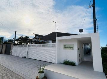 Fachada · Casa com 3 quartos em Ponta de Campina, a 300m da praia. Moderna, ventilada e pronta para morar em á