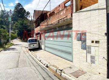 f7c25c53669e9492658996c1c7d10f57.jpg · Sobrado de 180m² com 4 quartos