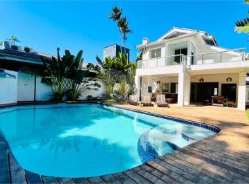 Casa · 257m² · 4 Quartos · 4 Vagas · Casa com 4 quartos à venda em Riviera - SP