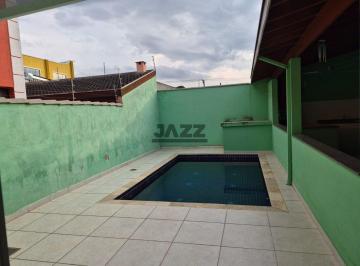 Casa · 152m² · 4 Quartos · 3 Vagas · Casa Ampla no Bairro Vista Verde com 4 Dormitórios e Quintal com piscina
