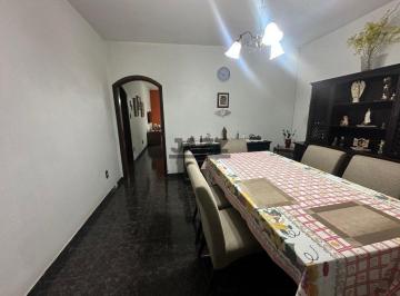 Casa · 560m² · 3 Quartos · 3 Vagas · Casa 3 dormitórios com área verde em Jacareí - tranquilidade e contato com a natureza