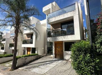 c0754ac67f6e62c03ab01854a440504b08af50e0 · Casa à venda, no condomínio Authentiq Granja Viana - Cotia/SP
