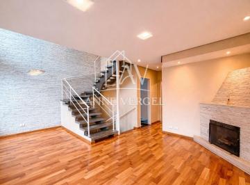 Apartamento · 157m² · 3 Quartos · 3 Vagas · Casa em condomínio com 3 quartos à venda no bairro Granja Viana em Cotia com 157m² e 3 vagas ao lado