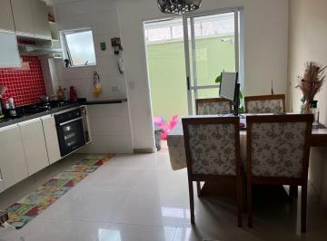 Casa · 65m² · 2 Quartos · 2 Vagas · Casa com 2 quartos e 2 vagas de carro à venda no bairro Quitaúna em Osasco com 65m² próximo à Estaçã