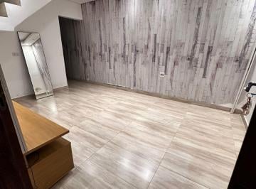 Casa · 205m² · 3 Quartos · 2 Vagas · Casa com 3 quartos à venda no Bairro Jardim Petropólis em Cotia com 205m² e 2 vagas de carro próximo