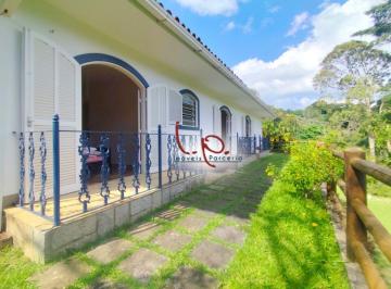 Casa de 5 quartos, Petrópolis · Casa Linear em Condomínio com Fácil Acesso em Araras, 5 Quartos (2 Suítes), Vista para as Montanhas.