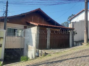 Foto 01 · Imperdível! Casa à venda em Teresópolis-RJ, bairro Fazendinha, 3 quartos, 1 suíte, 2 salas, 2 banhei