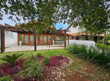 Casa de 4 quartos, Porangaba · Linda casa com 1.350 m² de terreno no Ninho Verde 1, totalmente mobiliada