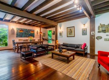 Casa de 5 quartos, Cotia · Casa à venda no Condomínio Parque Primavera na Granja Viana em Cotia - SP