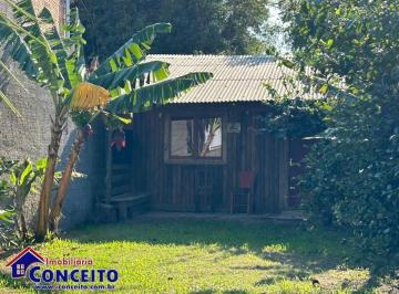Casa · 35m² · 1 Quarto · C324 - Residência com 01 dormitório no Balneário Mariluz