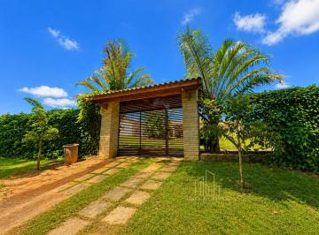 Descubra o equilíbrio perfeito entre sofisticação, conforto e natureza nesta enc · Oportunidade Única: Chácara Sofisticada com Piscina e Área Gourmet em Araçoiaba da Serra