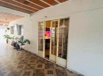Entrada da Sala casa terreo · 2 Casas no mesmo lote, um no 1º andar outra no 2º andar