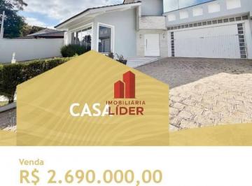 Casa · 332m² · 4 Quartos · 4 Vagas · Casa de Alto Padrão no Ahú-Sofisticação, Espaço e Conforto em Cada Detalhe