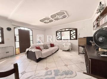 Sobrado com 4 Quartos e 3 Suítes em Vila Valença S · Sobrado com 4 Quartos e 3 Suítes em Vila Valença São Vicente-SP: 2 Salas, 5 Banheiros, 2 Vagas, 160,
