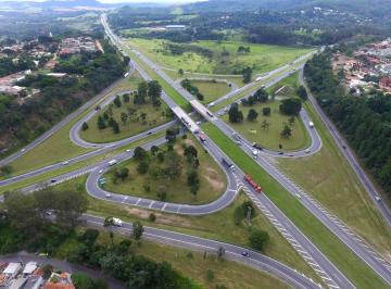 Comercial , Atibaia · Terreno à Venda em Atibaia SP Rodovias Fernão Dias e Dom Pedro I Km 33 Norte