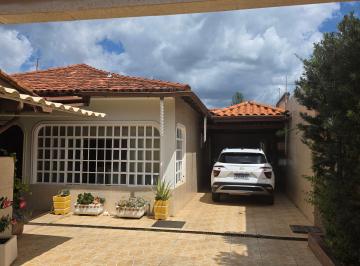 Casa en Venda de 4 quartos Gama · Casa Estilo Colonial (Quadra 03 Setor Sul)