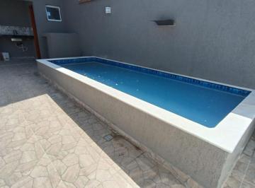 Casa de 2 quartos, Itanhaém · Casa com piscina e 2 quartos em Itanhaém.