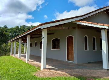 Rural · 3000m² · 3 Quartos · 5 Vagas · Chácara Maravilhosa à venda  Santa Isabel com 3 dormitórios, sendo 1 suíte, 2 banheiros, 5 vagas de 