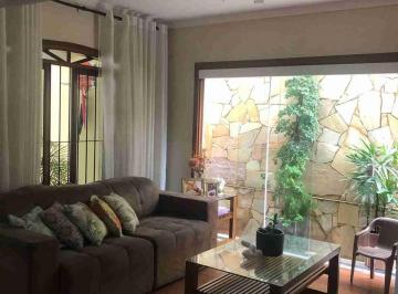 Casa · 209m² · 3 Quartos · 2 Vagas · Casa com 3 Quartos, 1 Suíte, Excelente Localização, Disponível para Venda, Jardim Paraventi, Guarulh