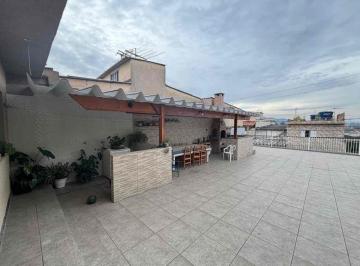 Casa · 250m² · 4 Quartos · 3 Vagas · Sobrado Espaçoso para venda   com 4 dormitórios, sendo 2 suítes, 5 banheiros, 3 vagas de garagem, 25