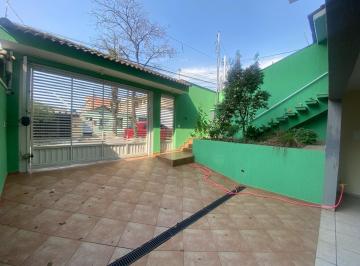 Casa · 210m² · 3 Quartos · 4 Vagas · Sobrado à venda com 210m² de área construida, 3 suítes, 4 vagas de garagem - Jardim Santa Mena, Gua