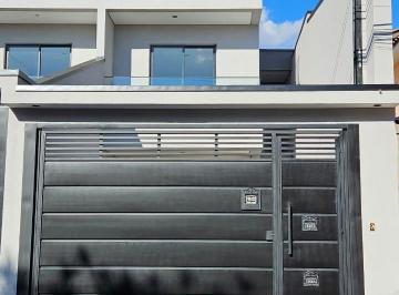 Casa · 150m² · 3 Quartos · 3 Vagas · Sobrado à venda com 3 dormitórios, 3 vagas de garagem, piscina, churrasqueira, 200m², Vila Galvão,