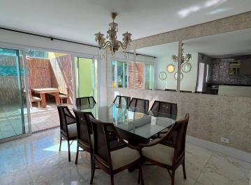 Casa · 130m² · 3 Quartos · 2 Vagas · Sobrado com 3 dormitórios (sendo 1 suíte) à venda no Condomínio Forest Hills em Jardim City, Guarulh
