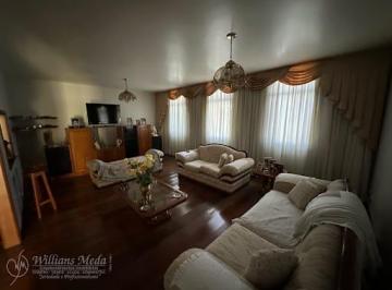 Casa · 263m² · 3 Quartos · 5 Vagas · Sobrado com 3 quartos, 1 suíte com hidromassagem, rico em planejado e com edídula em Parque Continen